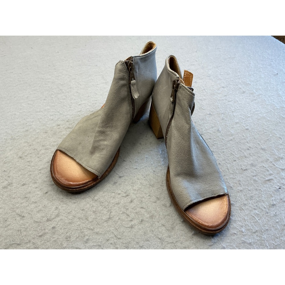 Grey Leather Peep Toe Ankle Booties Side Cutout Block Heel Size 39